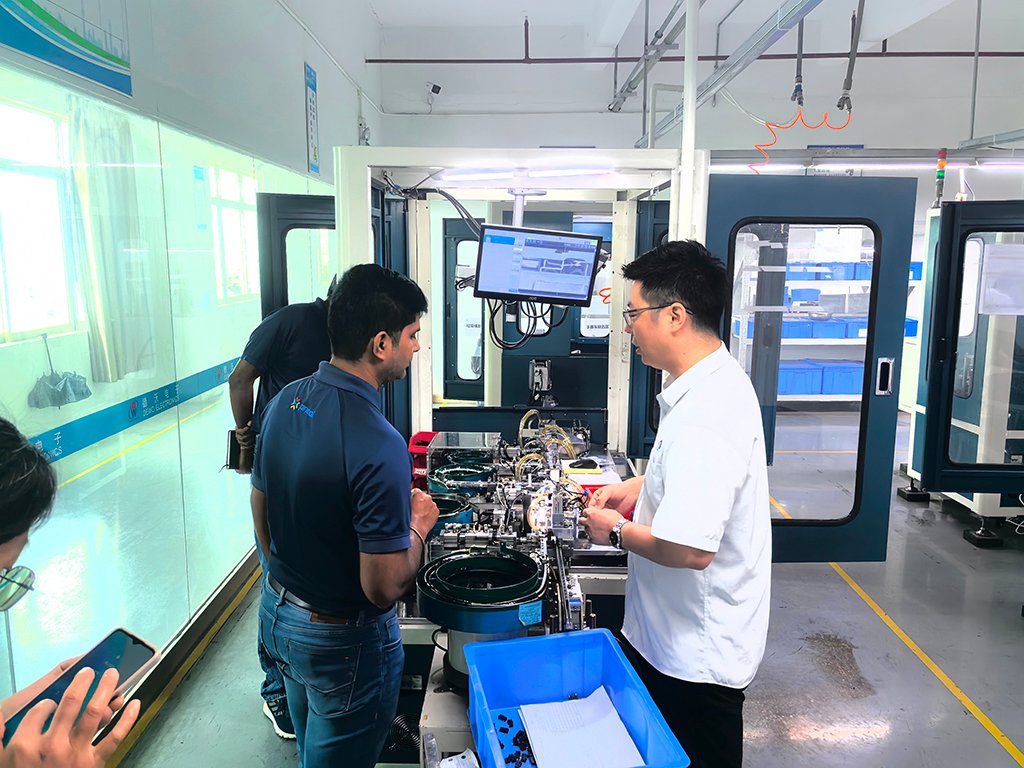 The customer visited our workshop